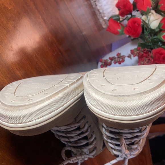 PUMA HIGH TOP SNEAKERS. - Picture 14 of 16